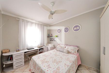 Casa à venda com 275m², 4 quartos e 2 vagasQuarto 1