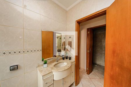 Casa à venda com 275m², 4 quartos e 2 vagasBanheiro 1