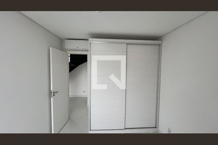 Apartamento para alugar com 110m², 2 quartos e 4 vagas Apartamento para alugar com 110m², 2 quartos e 4 vagasQuarto