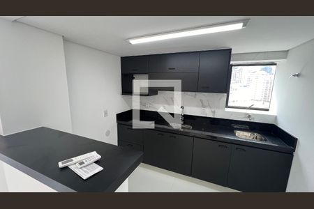 Sala  de apartamento para alugar com 2 quartos, 110m² em Pinheiros, São Paulo