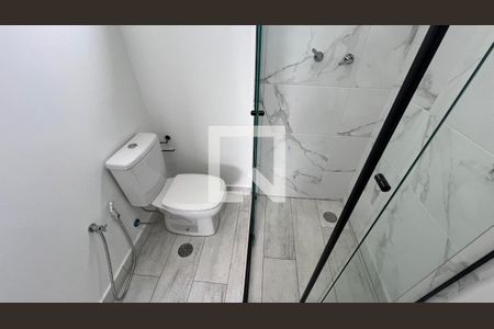 Apartamento para alugar com 110m², 2 quartos e 4 vagas Apartamento para alugar com 110m², 2 quartos e 4 vagasBanheiro da suite