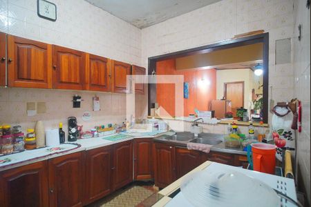 Casa à venda com 330m², 3 quartos e 2 vagas Casa à venda com 330m², 3 quartos e 2 vagasCozinha