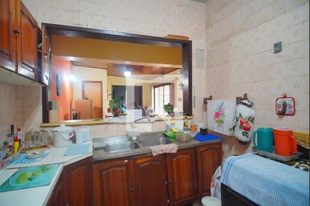 Casa à venda com 330m², 3 quartos e 2 vagas Casa à venda com 330m², 3 quartos e 2 vagasCozinha