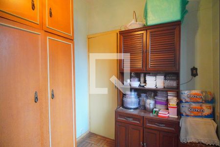 Casa à venda com 330m², 3 quartos e 2 vagas