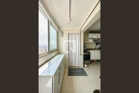 Apartamento à venda com 70m², 2 quartos e 1 vaga Apartamento à venda com 70m², 2 quartos e 1 vagaÁrea de Serviço