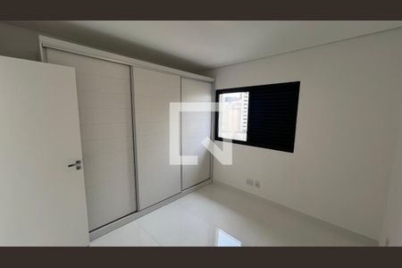 Apartamento para alugar com 110m², 2 quartos e 4 vagas Apartamento para alugar com 110m², 2 quartos e 4 vagasSuite
