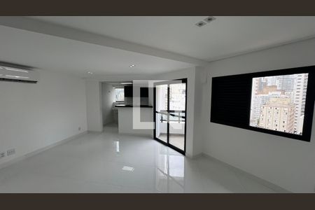 Apartamento para alugar com 110m², 2 quartos e 4 vagas Apartamento para alugar com 110m², 2 quartos e 4 vagasSala