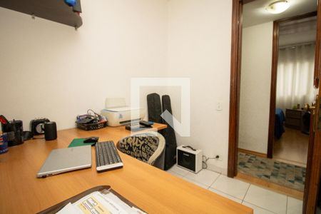 Apartamento à venda com 118m², 3 quartos e 2 vagasHome office, acesso corredor 