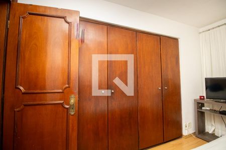 Suite, armário  de apartamento à venda com 3 quartos, 118m² em Itaim Bibi, São Paulo