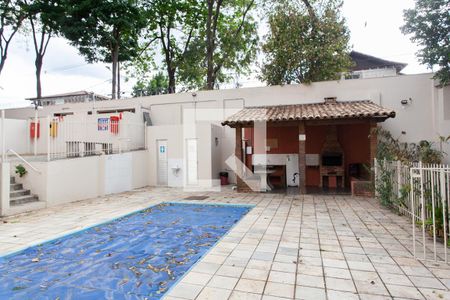 Apartamento à venda com 75m², 3 quartos e 1 vaga Apartamento à venda com 75m², 3 quartos e 1 vagaÁrea comum - Piscina