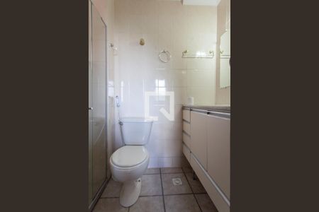 Apartamento à venda com 75m², 3 quartos e 1 vaga Apartamento à venda com 75m², 3 quartos e 1 vagaBanheiro da Suíte