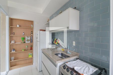 Apartamento para alugar com 70m², 2 quartos e 1 vaga Apartamento para alugar com 70m², 2 quartos e 1 vagaCozinha e Área de Serviço