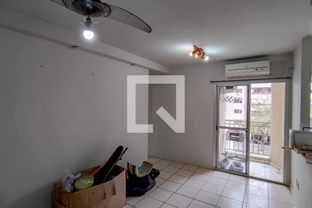 sala de apartamento à venda com 2 quartos, 50m² em Taquara, Rio de Janeiro