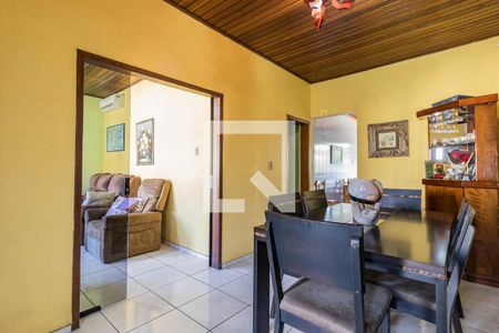 Sala de casa à venda com 3 quartos, 211m² em Sarandi, Porto Alegre