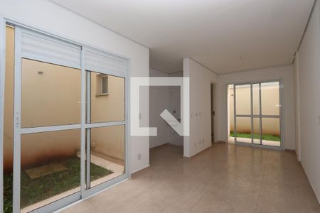 Sala/Cozinha de apartamento para alugar com 2 quartos, 55m² em Jardim Santa Adélia, São Paulo