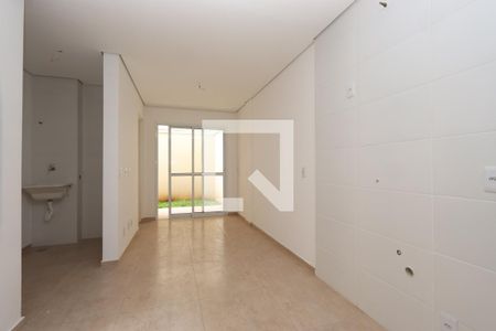 Sala/Cozinha de apartamento para alugar com 2 quartos, 55m² em Jardim Santa Adélia, São Paulo
