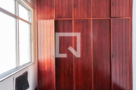 Quarto 1 de apartamento à venda com 2 quartos, 80m² em Copacabana, Rio de Janeiro