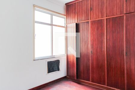 Quarto 1 de apartamento à venda com 2 quartos, 80m² em Copacabana, Rio de Janeiro