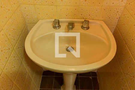 Apartamento à venda com 80m², 2 quartos e sem vagaBanheiro Social