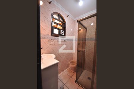 Banheiro da Suíte de casa para alugar com 2 quartos, 100m² em Vila Nilo, São Paulo