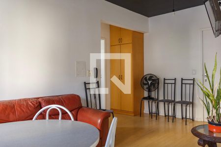 Sala/Cozinha de apartamento para alugar com 1 quarto, 35m² em Centro Histórico, Porto Alegre