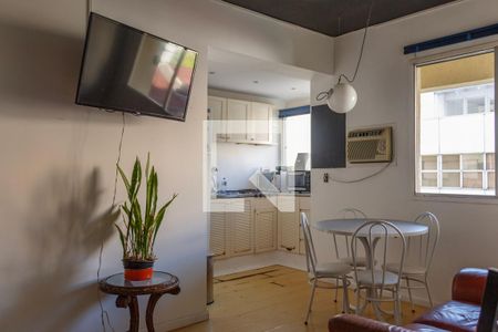 Sala/Cozinha de apartamento para alugar com 1 quarto, 35m² em Centro Histórico, Porto Alegre