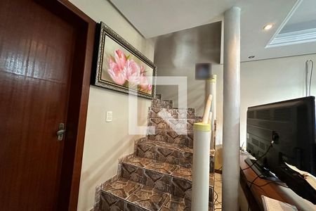 Escada de casa à venda com 4 quartos, 240m² em São Miguel, São Leopoldo