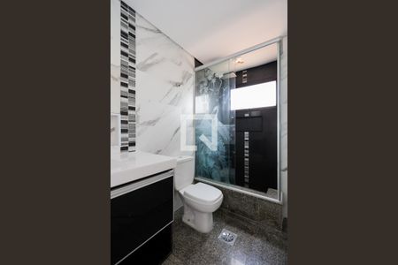 Apartamento para alugar com 236m², 4 quartos e 3 vagasBanheiro do Quarto 1