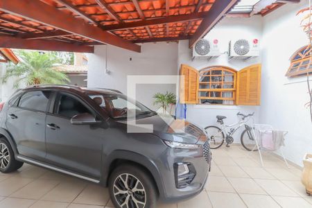 Casa à venda com 180m², 3 quartos e 3 vagasGaragem