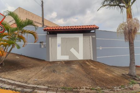 Casa à venda com 180m², 3 quartos e 3 vagasFachada