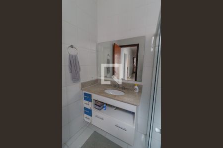 Casa à venda com 180m², 3 quartos e 3 vagasBanheiro