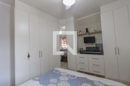 Casa à venda com 180m², 3 quartos e 3 vagasSuíte