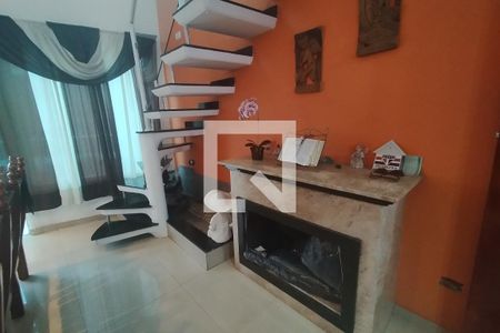 Casa à venda com 280m², 3 quartos e 3 vagasLareira