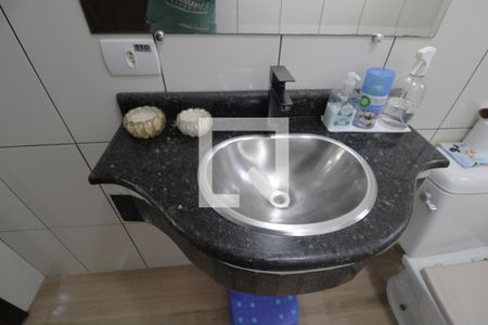 Pia do lavabo de casa à venda com 2 quartos, 100m² em Socorro, São Paulo