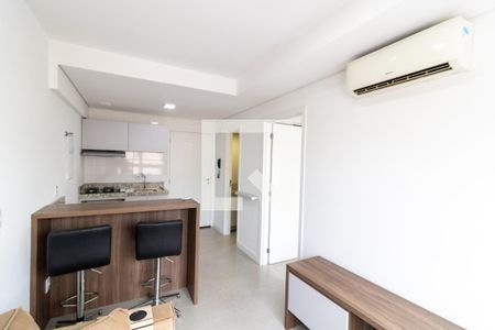 Sala/Cozinha de kitnet/studio à venda com 1 quarto, 32m² em Centro Histórico, Porto Alegre