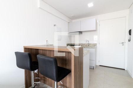 Sala/Cozinha de kitnet/studio à venda com 1 quarto, 32m² em Centro Histórico, Porto Alegre