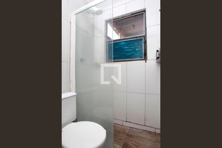 Casa à venda com 300m², 2 quartos e 6 vagasBanheiro Quarto 1 Suíte