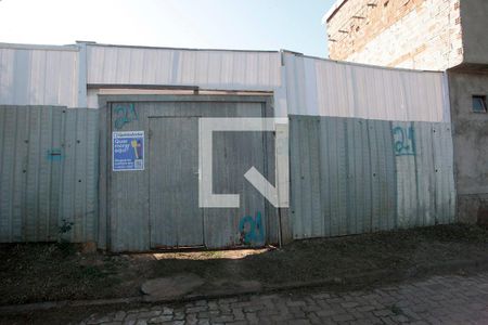 Casa à venda com 300m², 2 quartos e 6 vagasFachada Externa