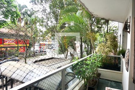 Apartamento à venda com 331m², 4 quartos e 4 vagasVaranda