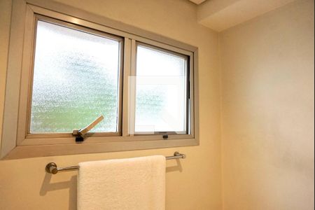 Apartamento à venda com 331m², 4 quartos e 4 vagasBanheiro suite 1