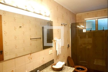 Apartamento à venda com 331m², 4 quartos e 4 vagasBanheiro suite 2