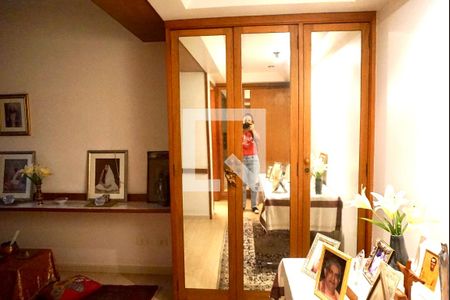 Apartamento à venda com 331m², 4 quartos e 4 vagasSuite 2