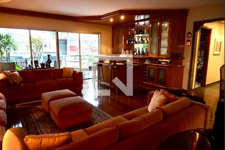 Apartamento à venda com 331m², 4 quartos e 4 vagasSala