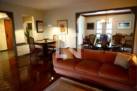 Apartamento à venda com 331m², 4 quartos e 4 vagasSala