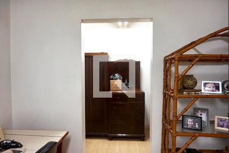 Apartamento à venda com 331m², 4 quartos e 4 vagasSuite 4