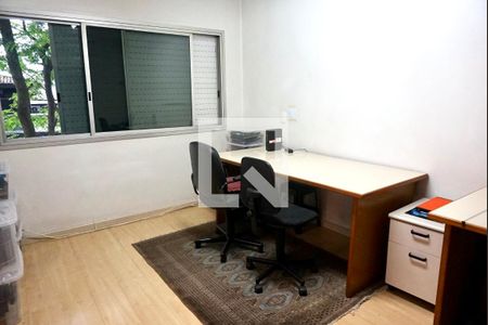 Apartamento à venda com 331m², 4 quartos e 4 vagasSuite 4