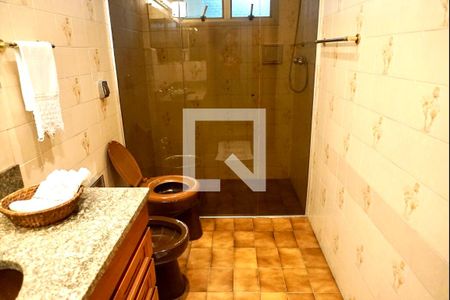 Apartamento à venda com 331m², 4 quartos e 4 vagasBanheiro suite 2