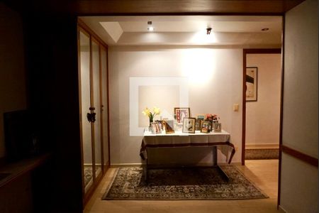 Apartamento à venda com 331m², 4 quartos e 4 vagasSuite 2