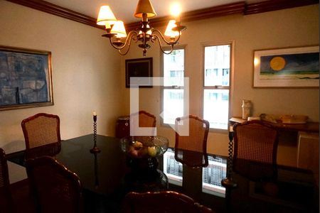 Apartamento à venda com 331m², 4 quartos e 4 vagasSala