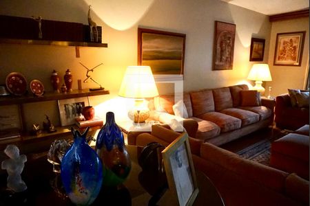 Apartamento à venda com 331m², 4 quartos e 4 vagasSala